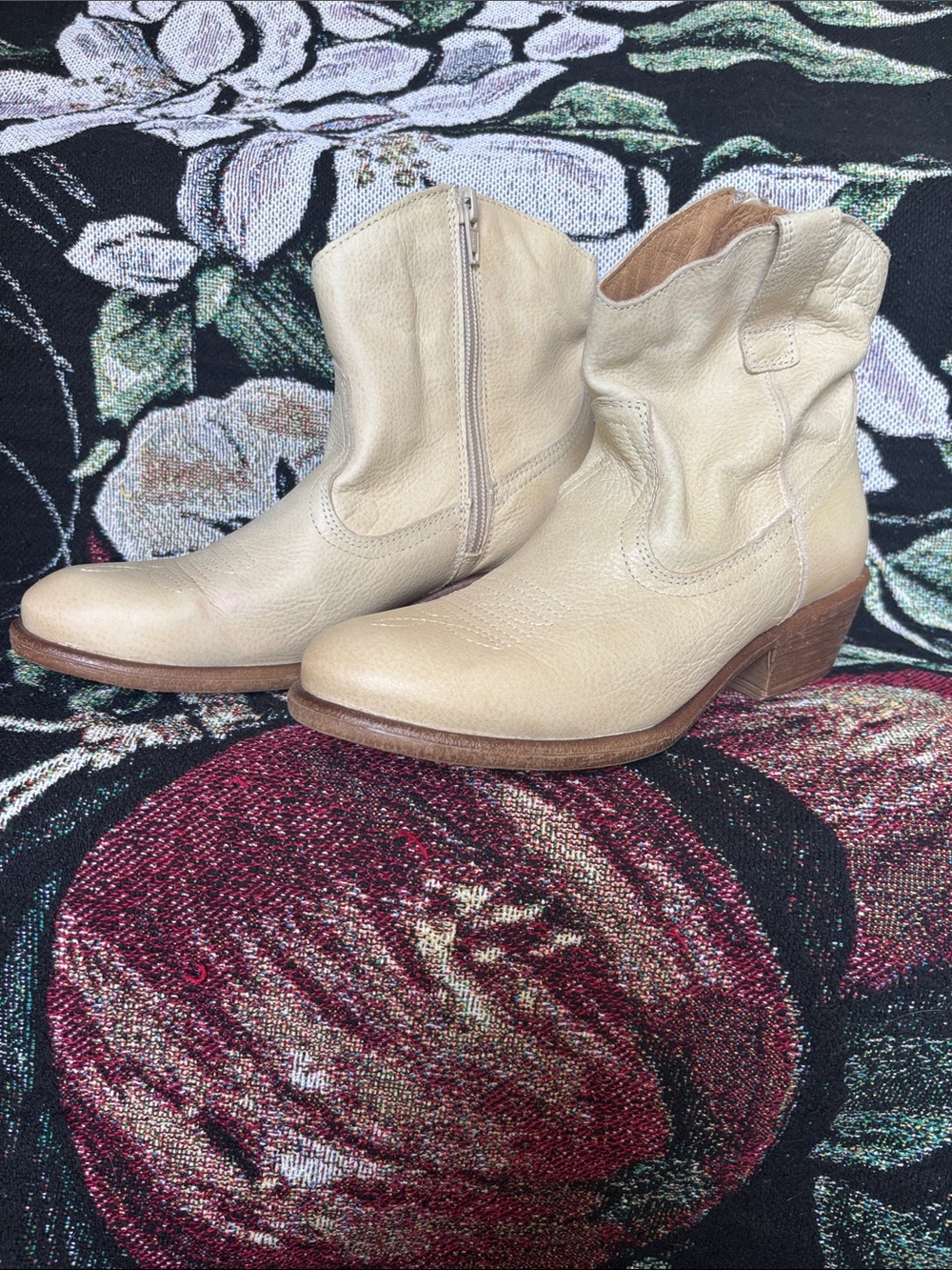 Miz Mooz Carlitos Cream Leather Ankle Cowboy Booties